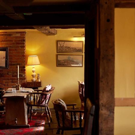 The Queen'S Head Hotel Broad Chalke Екстериор снимка